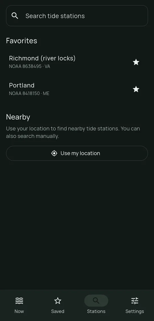 Tide Buddy's Stations screen: search for tide stations, favourites list, and a use-my-location option.